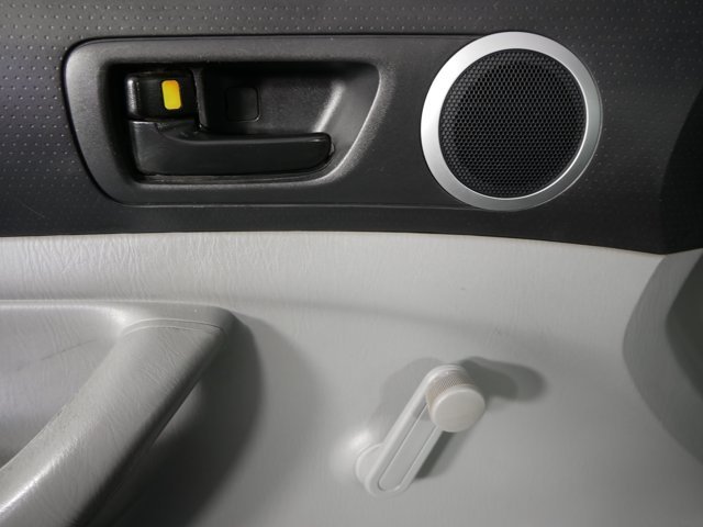 Used 2010 Pyrite Mica Toyota  image 13