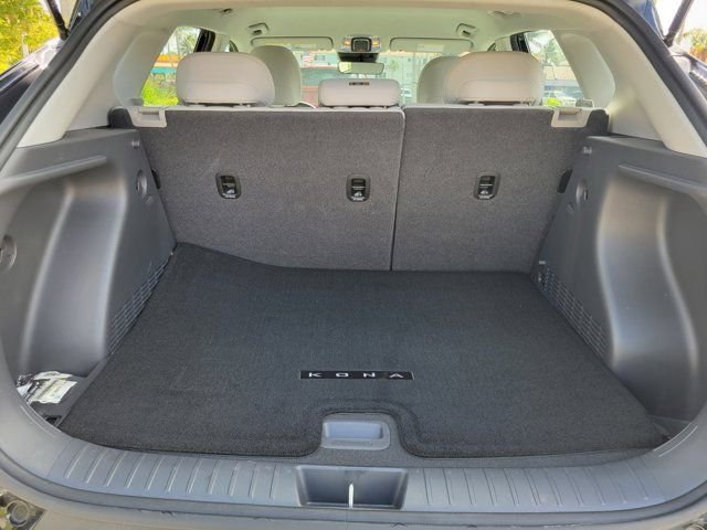 2026 Hyundai Kona SE - Photo 6