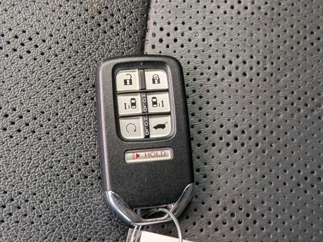 2023 Honda Odyssey Elite - Photo 31