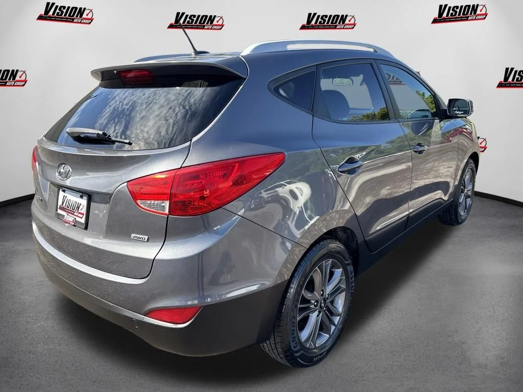 Used 2015 Gray Hyundai SE image 5