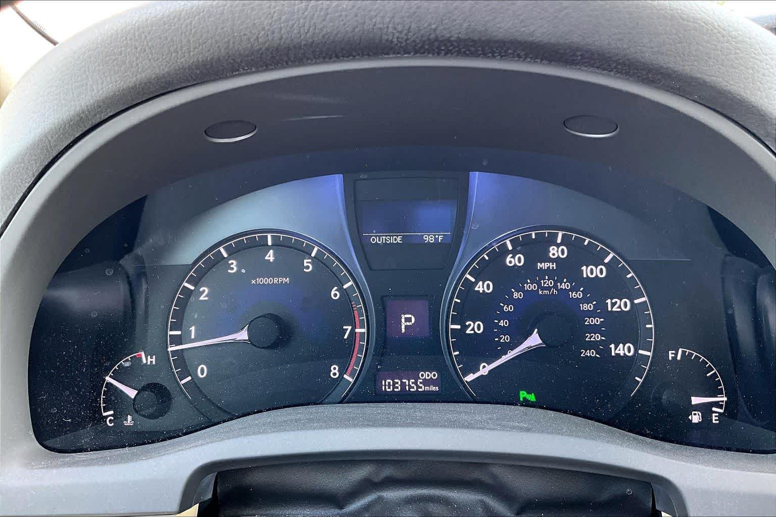 Used 2013 Starfire Pearl Lexus  image 25