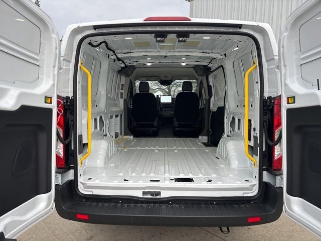 New 2026 Oxford White Ford Base image 44