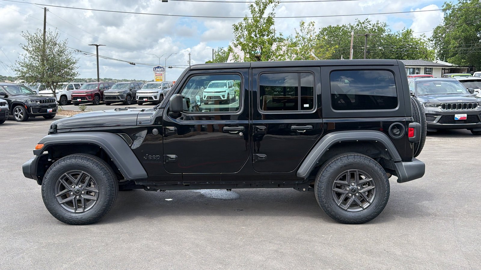 Used 2024 Black Clearcoat Jeep Sport S image 8