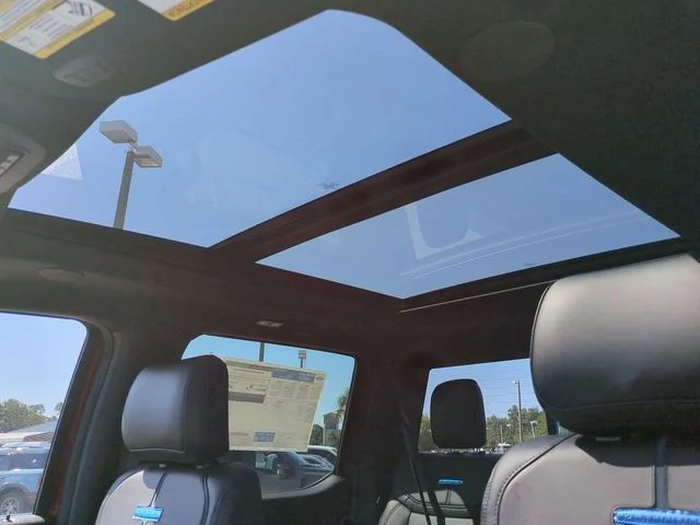 New 2026 Ruby Red Metallic Tinted Clearcoat Ford F-350® Platinum® image 20