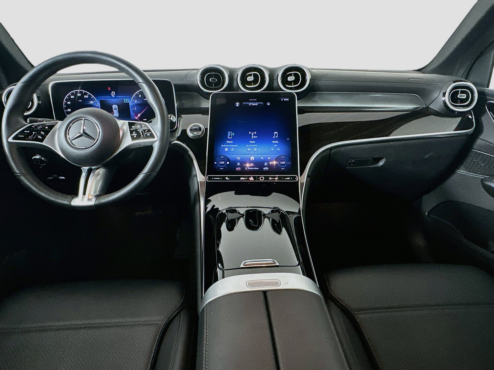 Used 2023 Black Mercedes-Benz GLC 300 image 26
