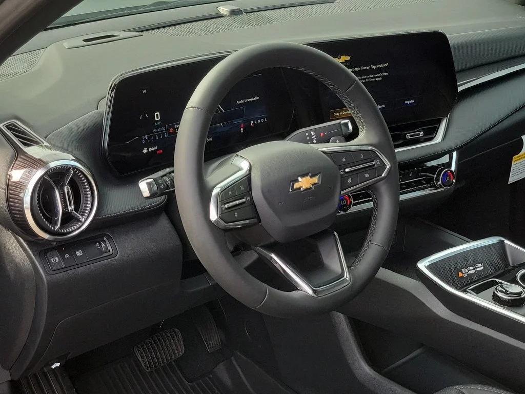 New 2027 Sterling Gray Metallic Chevrolet LT image 9