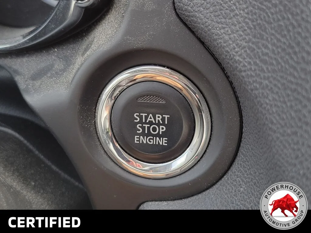 Used 2024  Mitsubishi  image 35