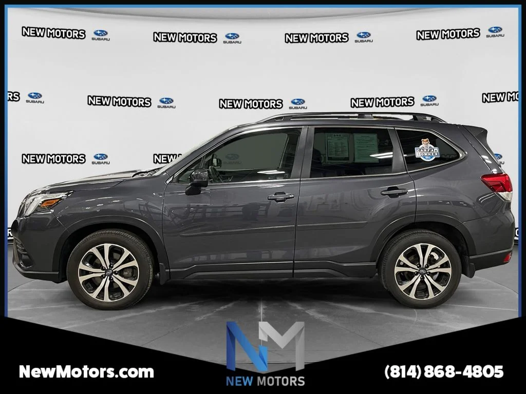 Used 2022 Magnetite Gray Metallic Subaru Limited image 2