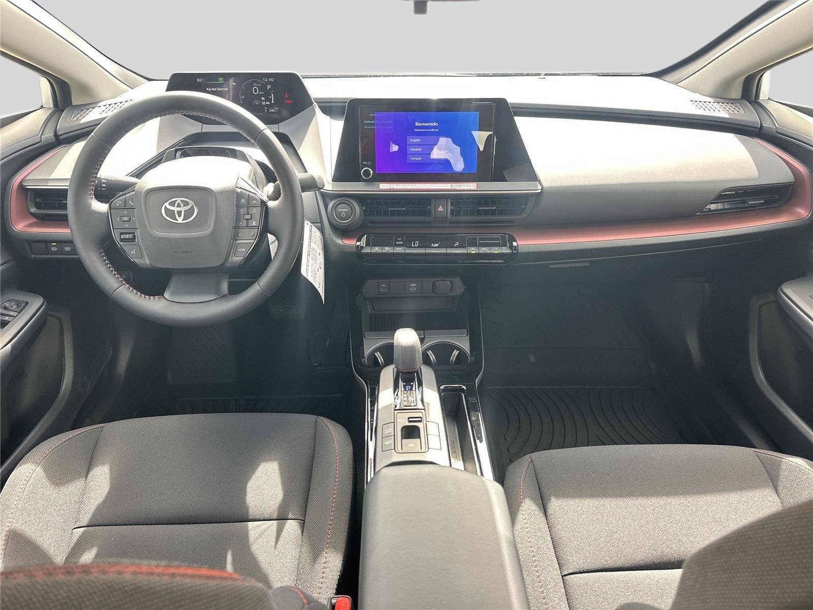 2026 Toyota Prius Plug-in Hybrid SE - Photo 18