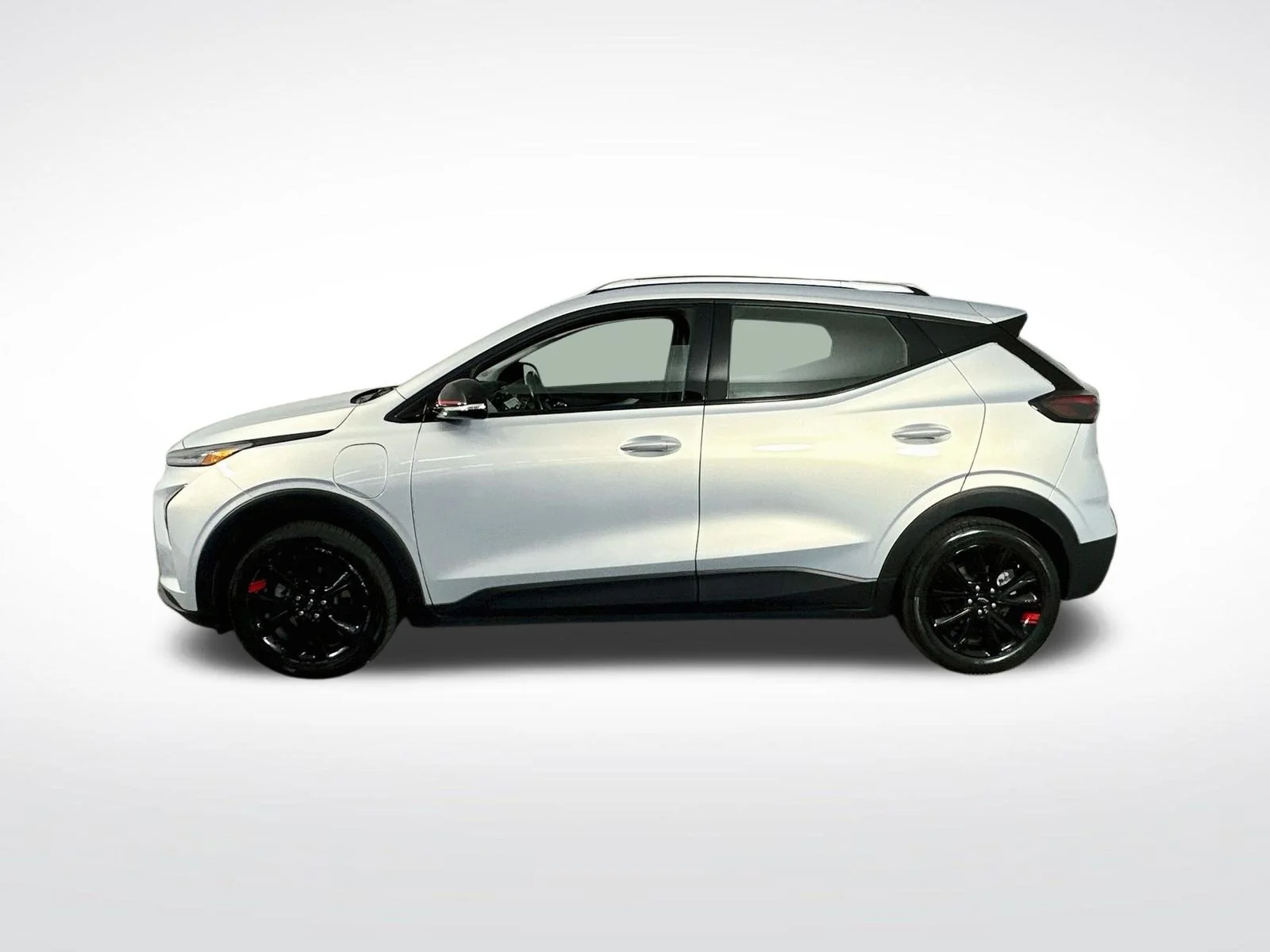 Used 2023 Silver Flare Metallic Chevrolet LT image 5