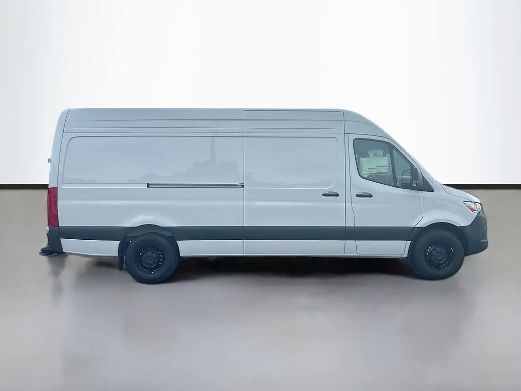 Used 2026 WHITE Mercedes-Benz Cargo Van image 3
