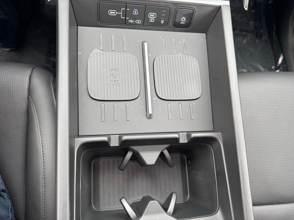 New 2025 Gray Hyundai Limited AWD image 15