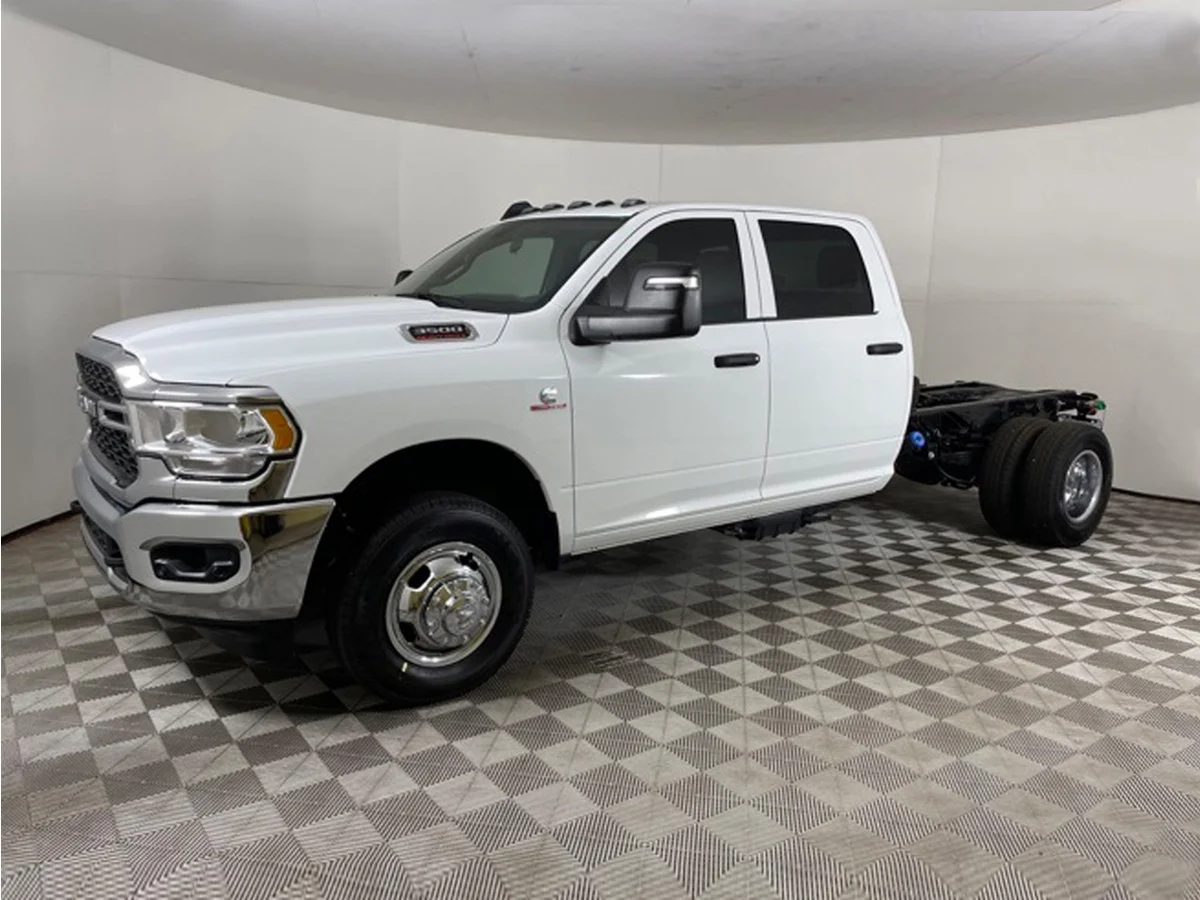 2024 RAM 3500 Tradesman Crew Cab's photo