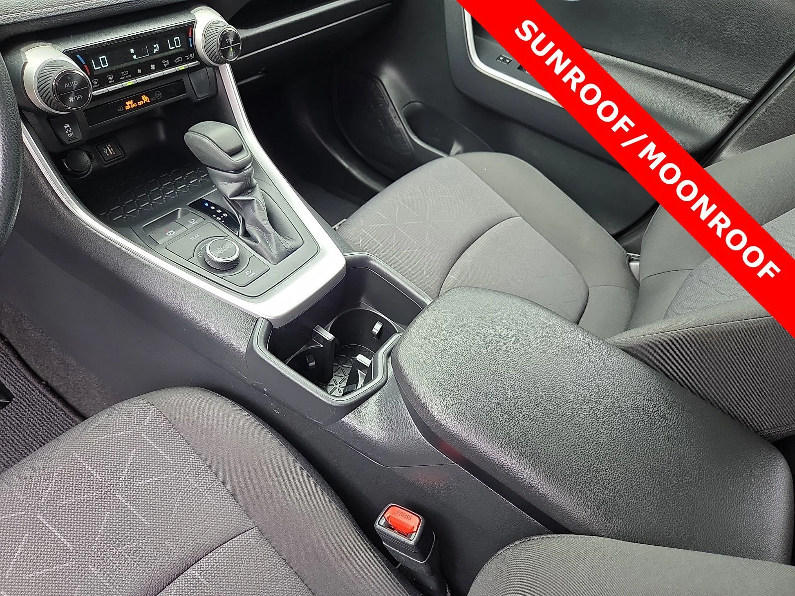 Used 2025 Magnetic Gray Metallic Toyota Hybrid XLE image 25