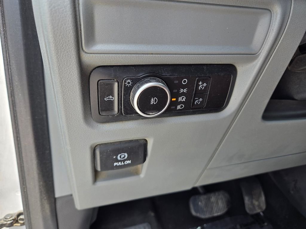 Used 2023 White Ford XL image 21