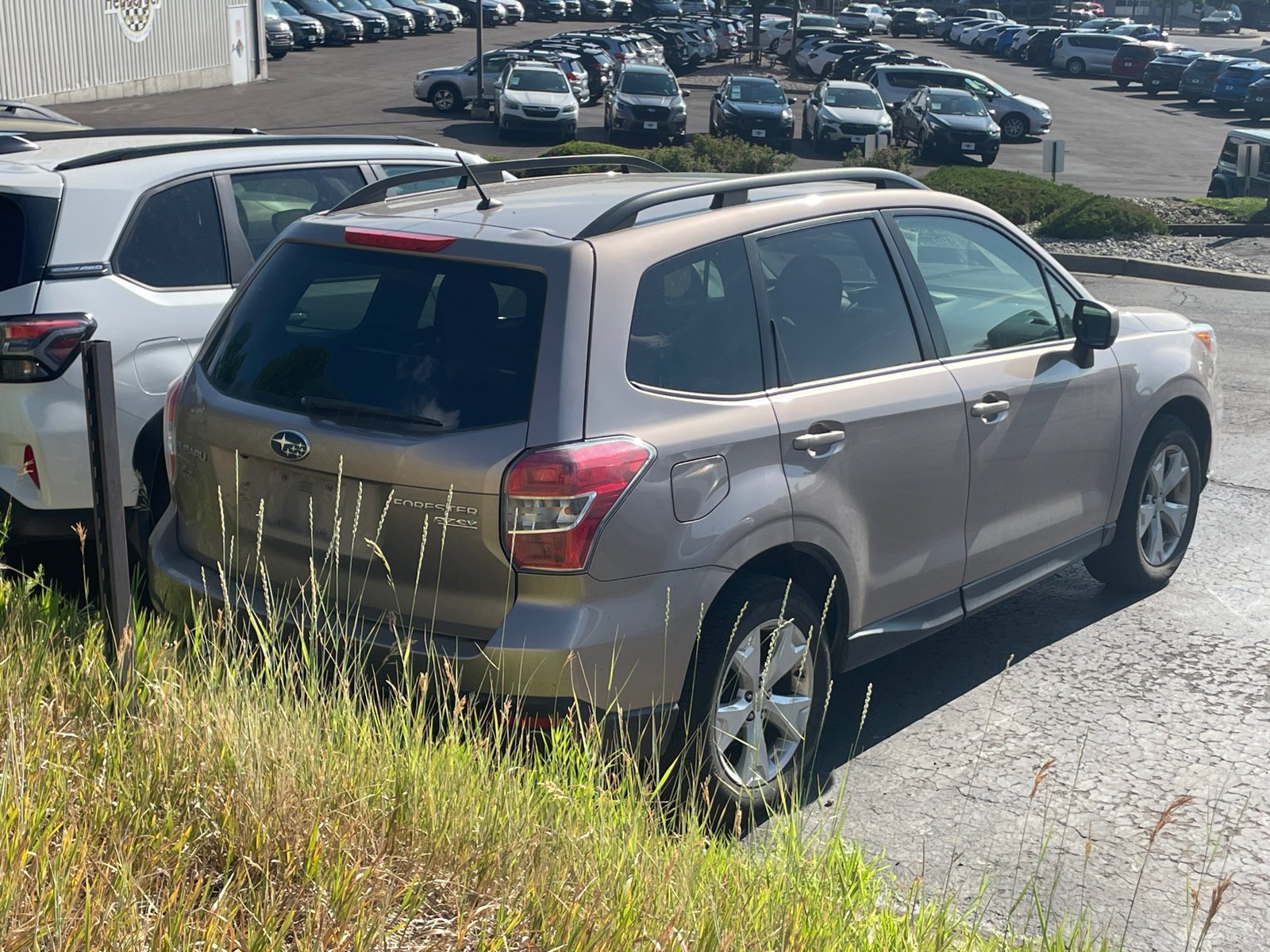Used 2015 Burnished Bronze Metallic Subaru 2.5i Premium image 3