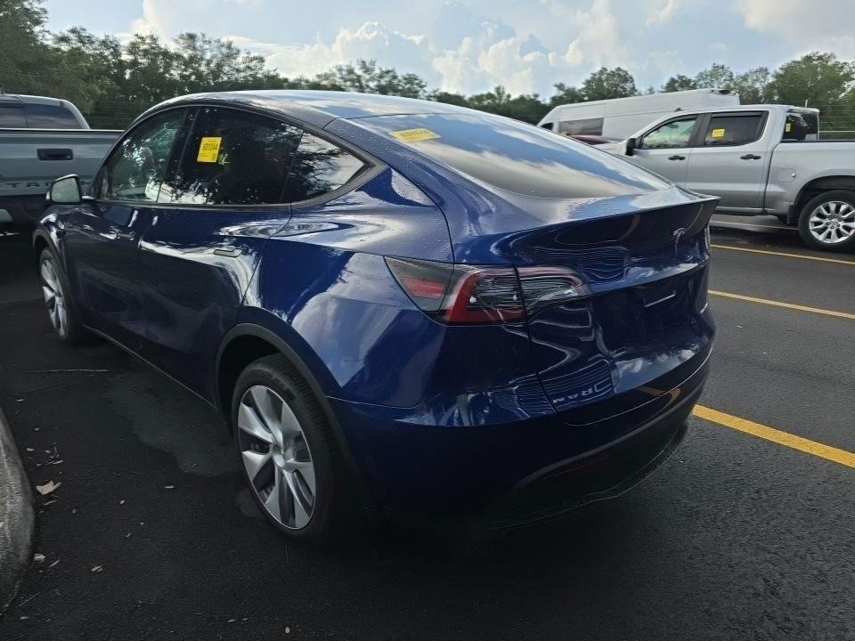 Used 2024 Blue Tesla Long Range image 4