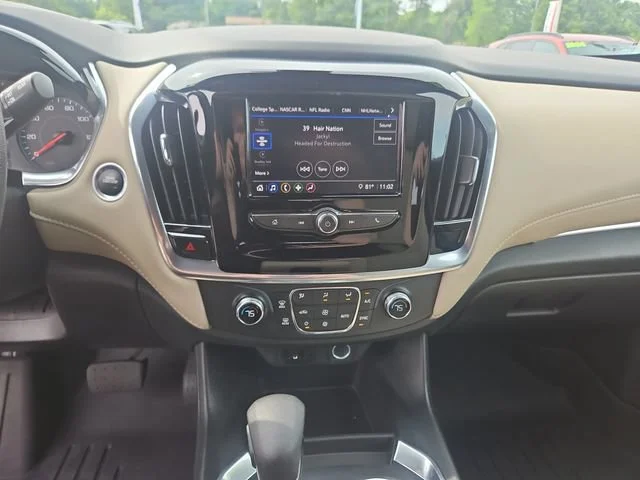 Used 2023 STERLING GRAY METALLIC Chevrolet LS image 19