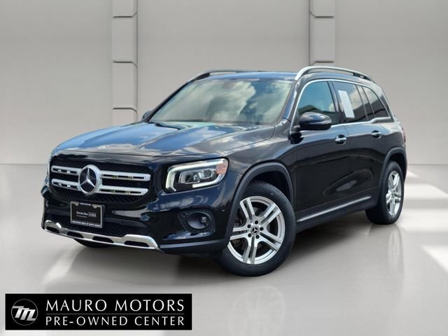 Used 2022 Black Mercedes-Benz GLB 250 image 1