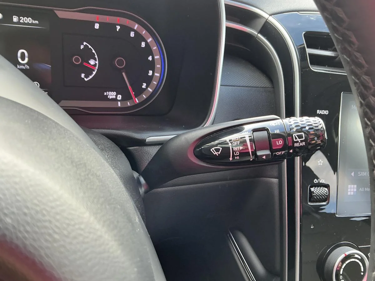 Used 2022 Red Hyundai Preferred image 26