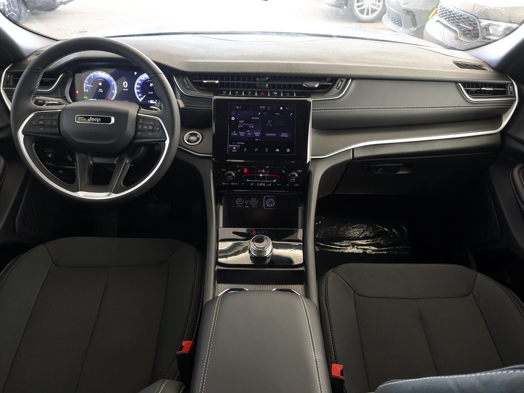 New 2026 Black Jeep Laredo - - 4x4 - Classic Theme - Heated Seats - Heated Steering - Remote Start & More! image 23