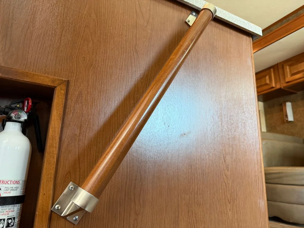 Used 2014  Tiffin  image 156