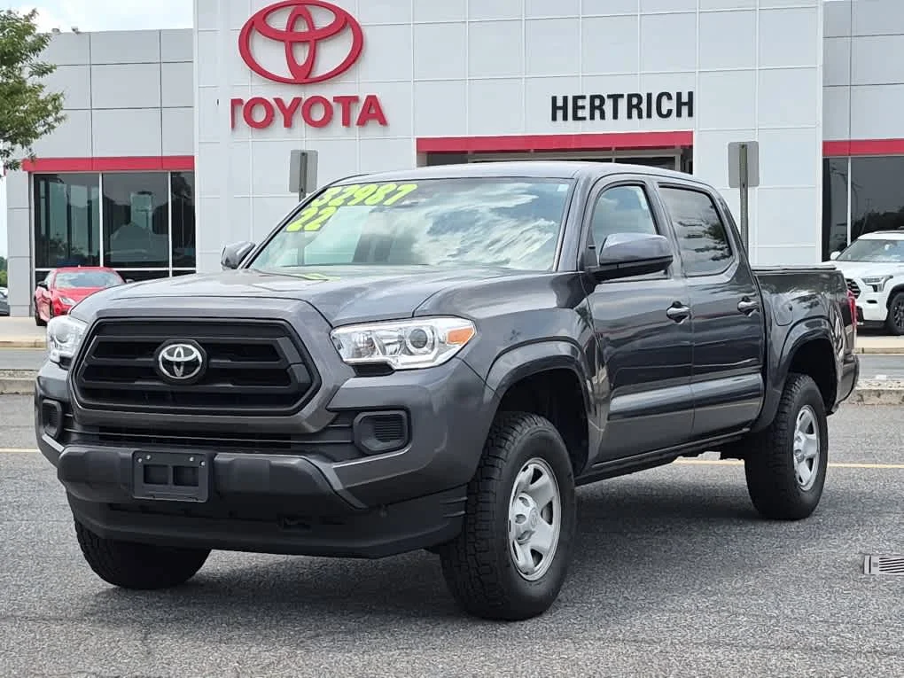2022 Toyota Tacoma SR