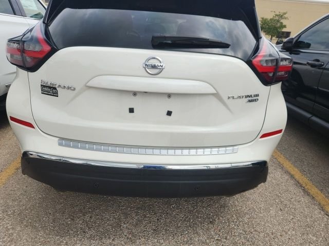 Used 2019 White Nissan Platinum image 6