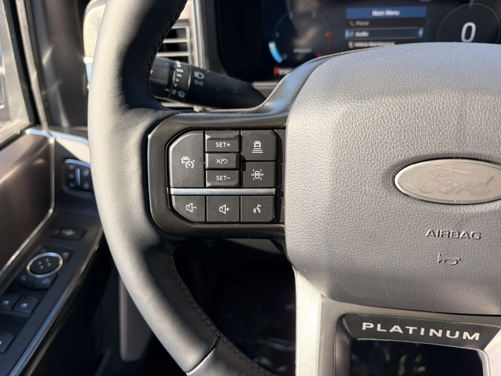 New 2027 Star White Metallic Tri-Coat Ford F-450® Platinum® image 17