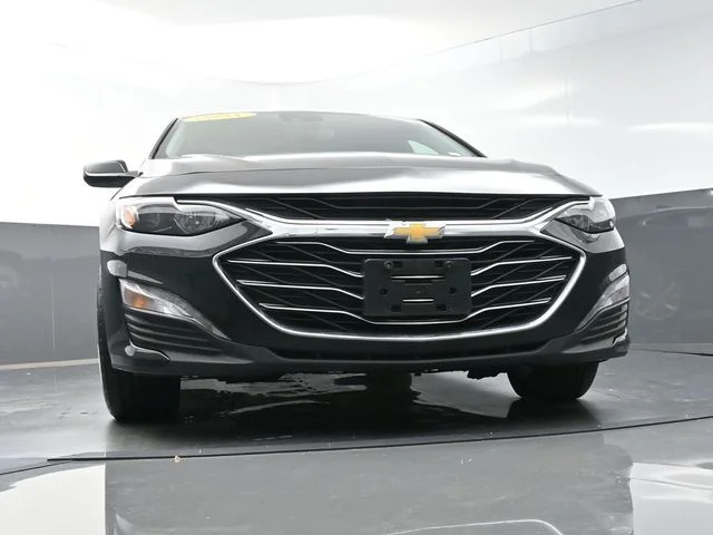 Used 2025 Black Chevrolet LT image 32