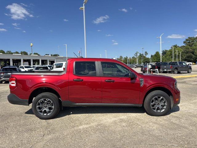 Used 2025 Red Ford XLT image 25