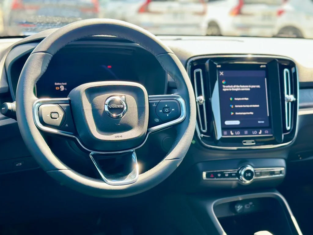 New 2025 Silver Volvo Plus image 10