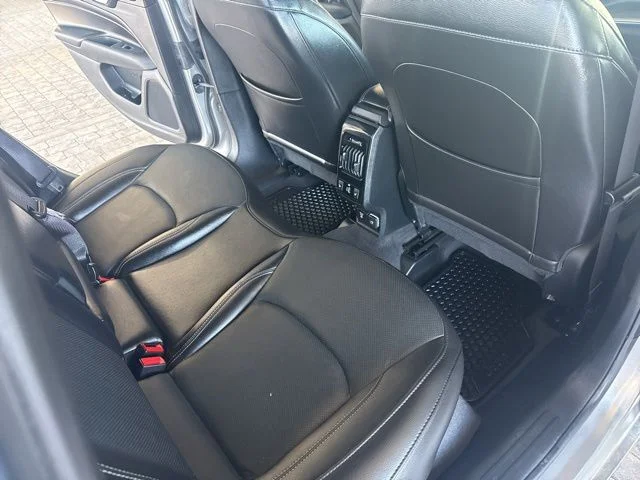 Used 2022 Silver Jeep High Altitude image 29