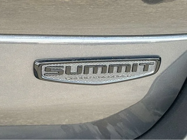 2023 Jeep Grand Cherokee L Summit Reserve - Photo 9