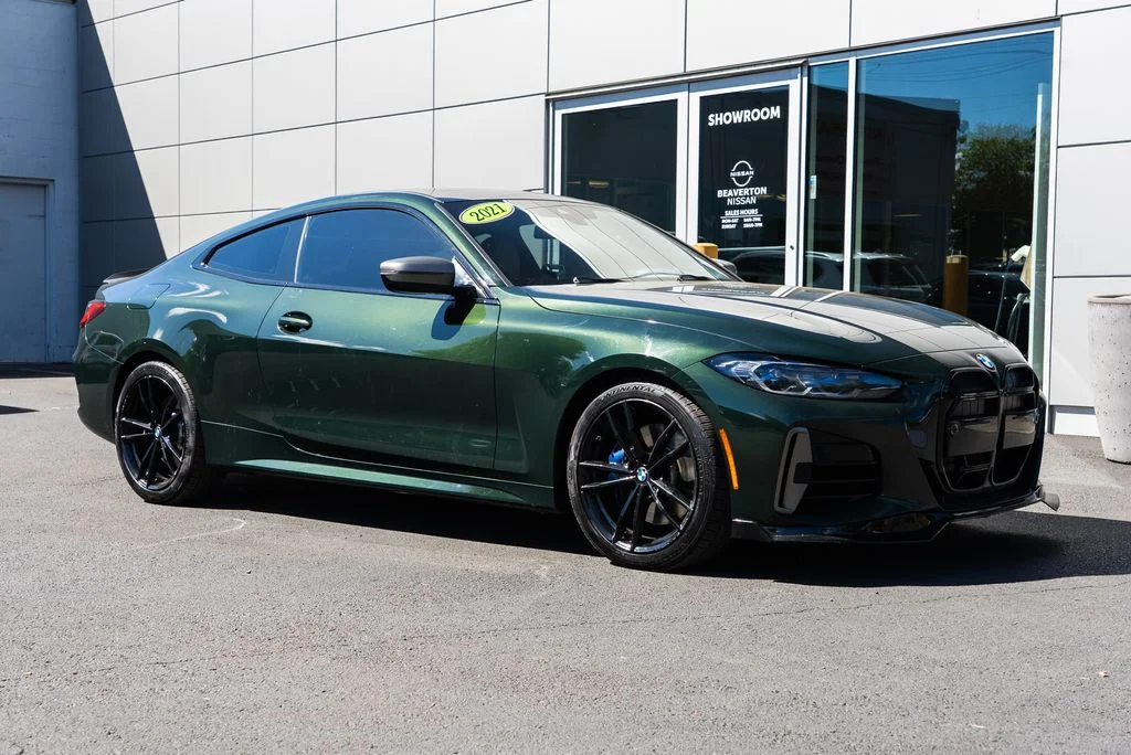 Used 2021 Green BMW M440i xDrive image 1