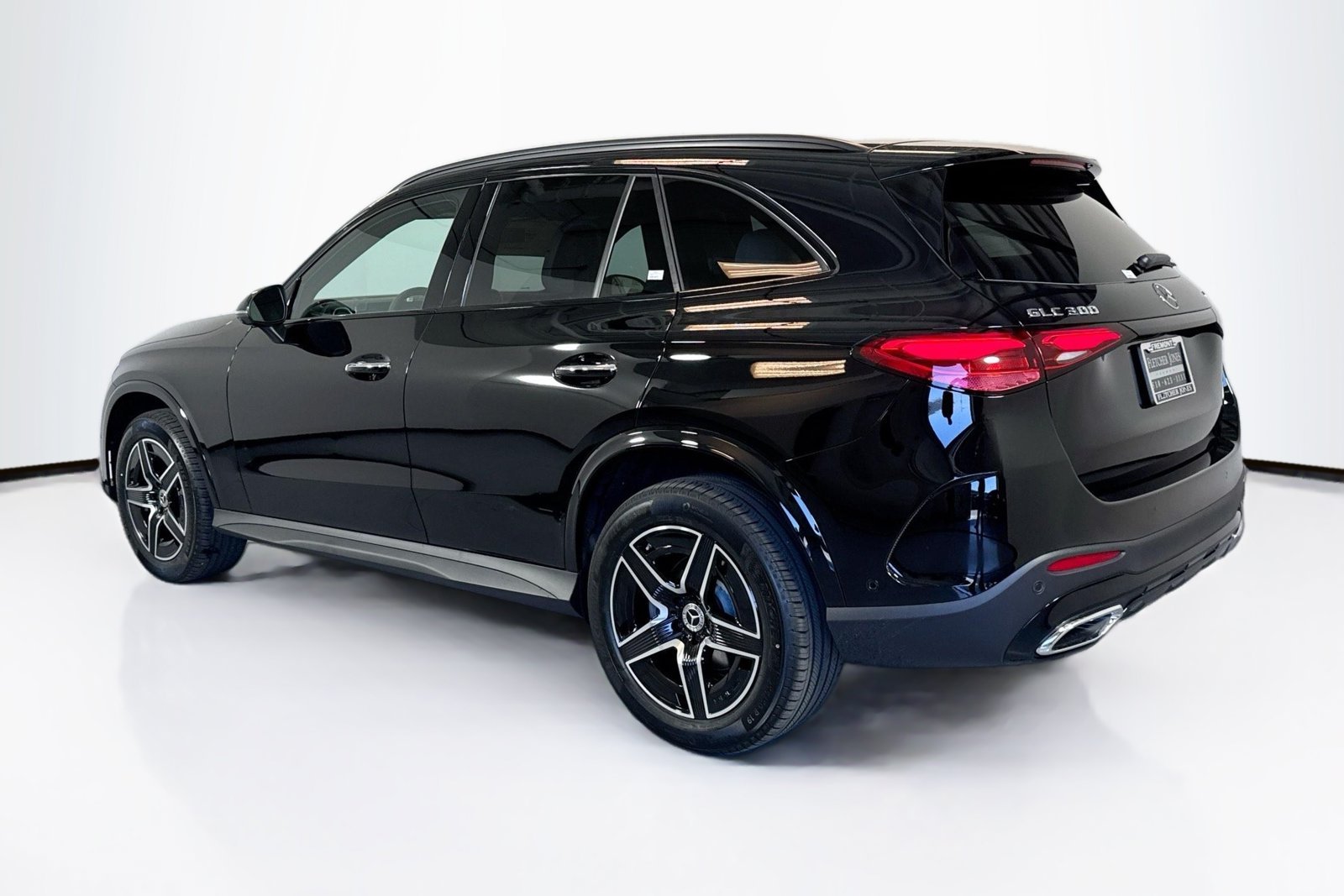 New 2026 Black Mercedes-Benz GLC 300 image 7