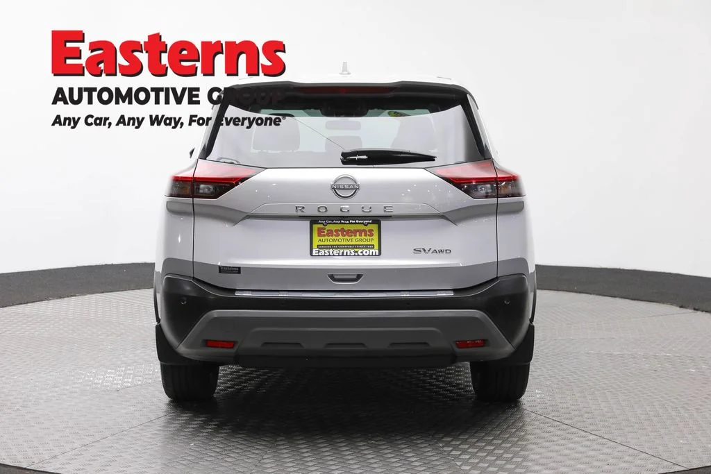 Used 2023 Silver Nissan SV image 6