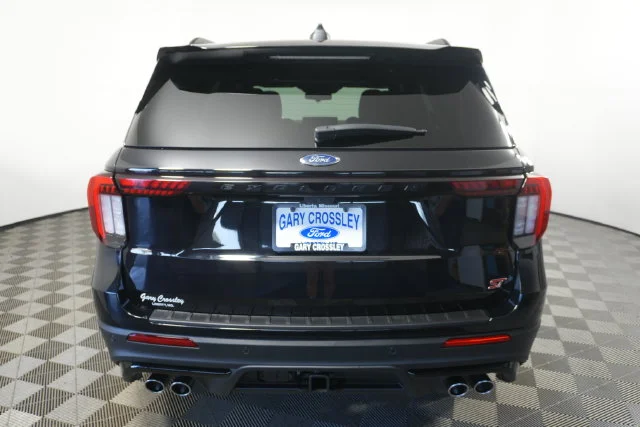 Used 2025 Agate Black Metallic Ford ST image 4