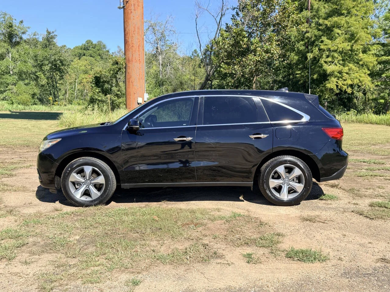 Used 2015 Black Acura Base 4dr SUV image 2