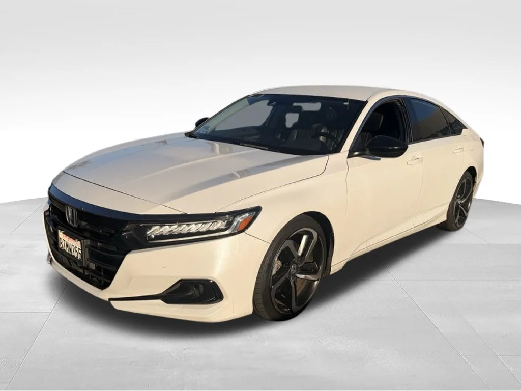 Used 2022  Honda Sport Special Edition image 2