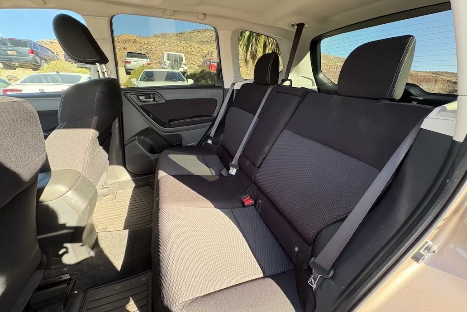 Used 2015 Burnished Bronze Metallic Subaru 2.5i Premium image 11
