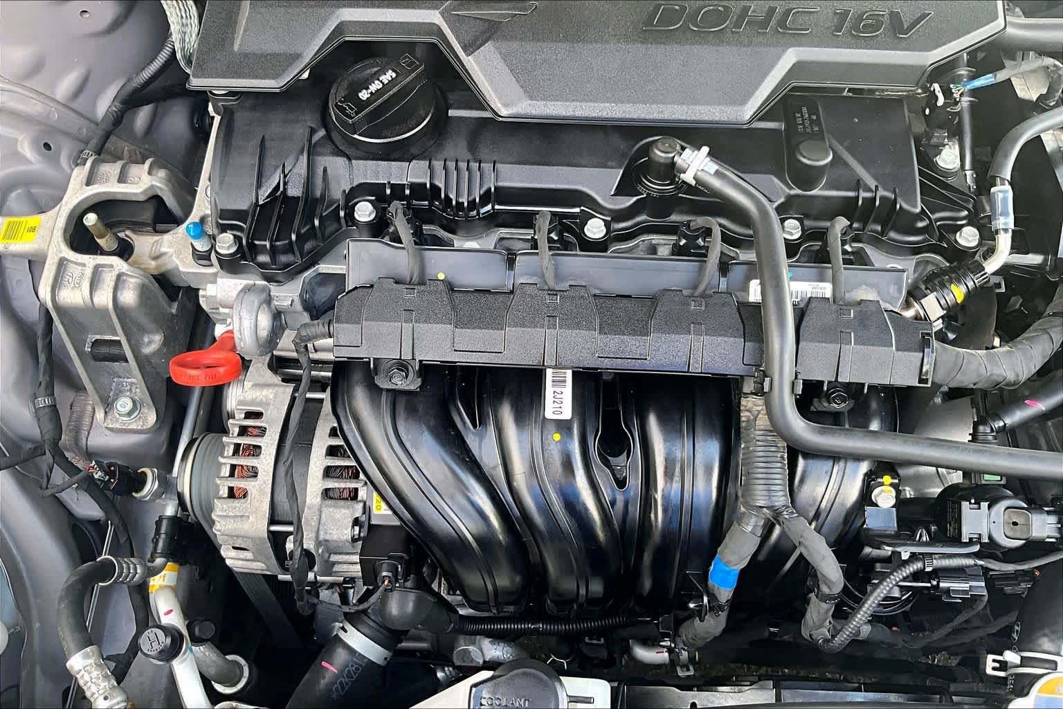 Used 2023 Fluid Metal Hyundai Limited image 31