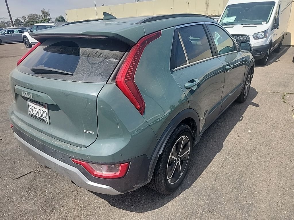 Used 2023 Green Kia EX image 13