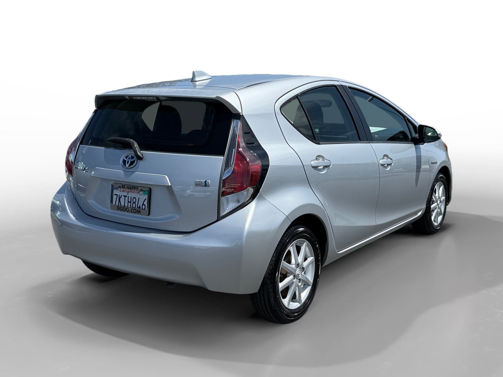 Used 2015  Toyota  image 5