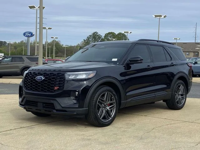 New 2026 Agate Black Metallic Ford ST image 5