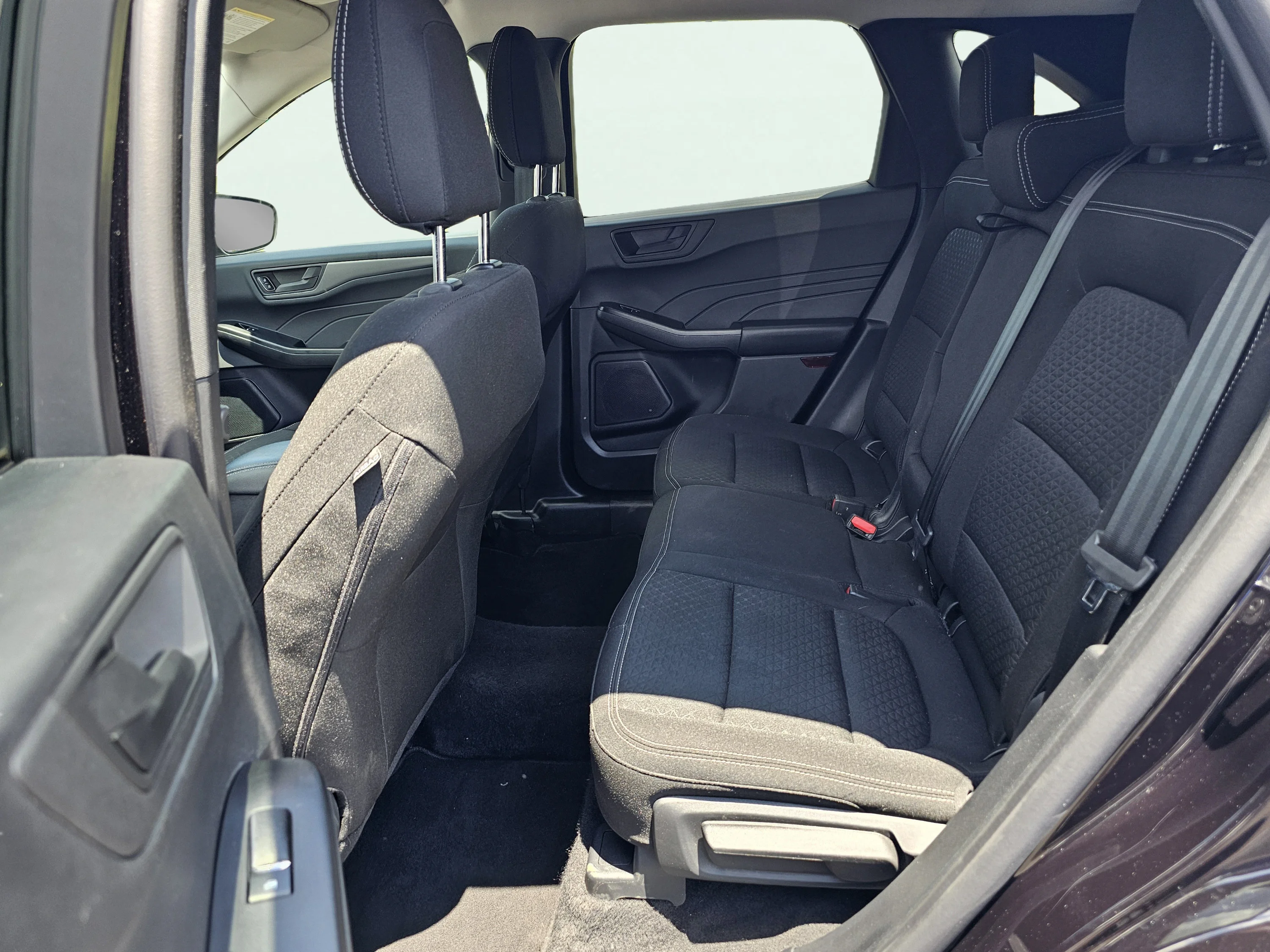 Used 2025 Agate Black Metallic Ford Active image 33