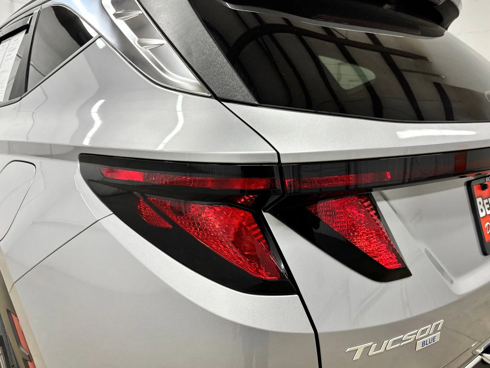 Used 2025 Silver Hyundai Blue image 8