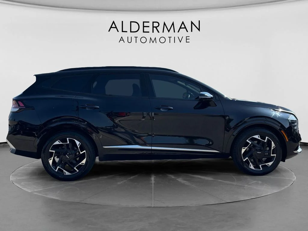 Used 2023 Black Kia SX-Prestige image 6