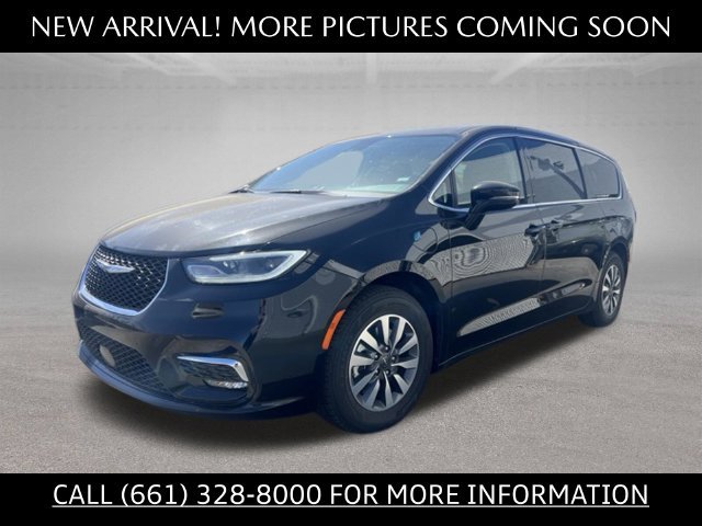 2024 Chrysler Pacifica PHEV