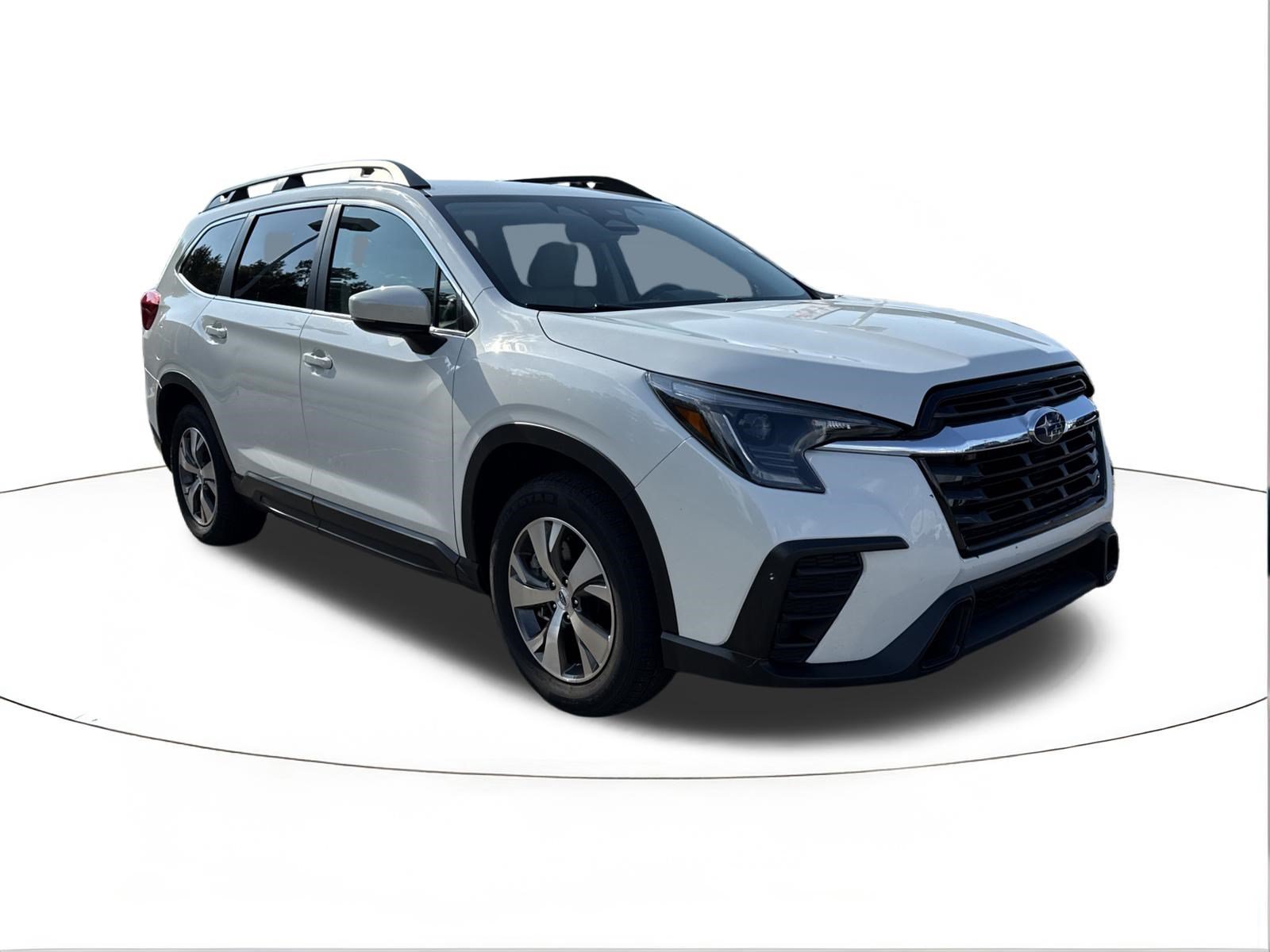 Used 2025 Crystal White Pearl Subaru Premium image 1